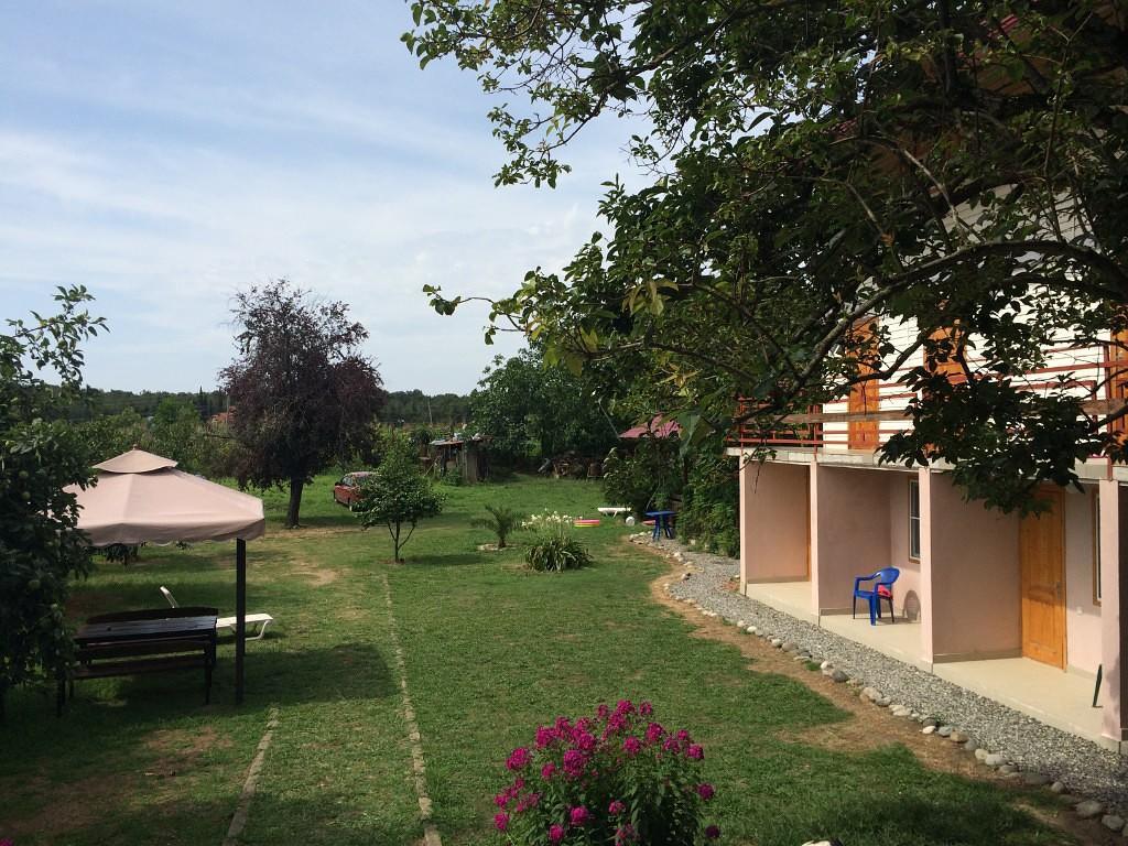 Мини-Отель На Агрба 22А Pizunda Exterior foto