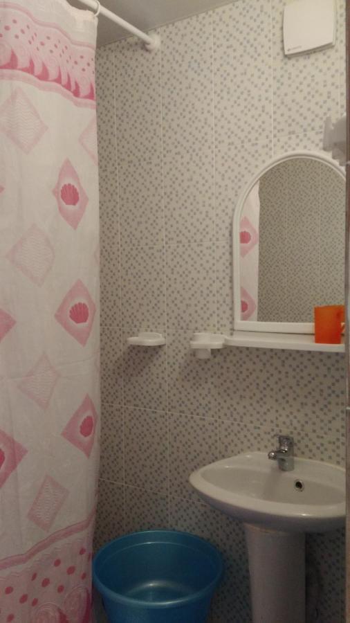 Мини-Отель На Агрба 22А Pizunda Exterior foto